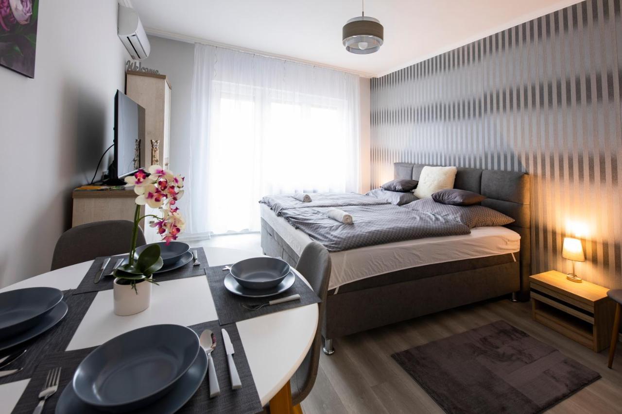 Csipke Apartman Makó Buitenkant foto