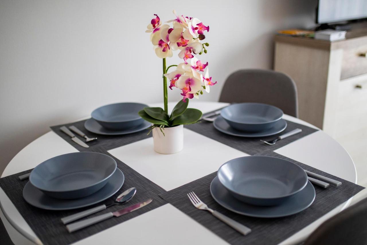 Csipke Apartman Makó Buitenkant foto