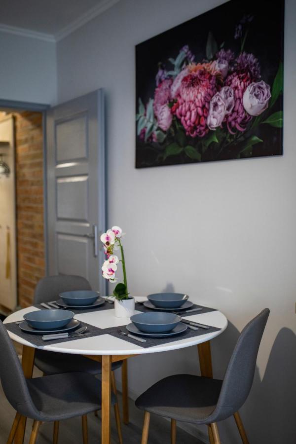 Csipke Apartman Makó Buitenkant foto