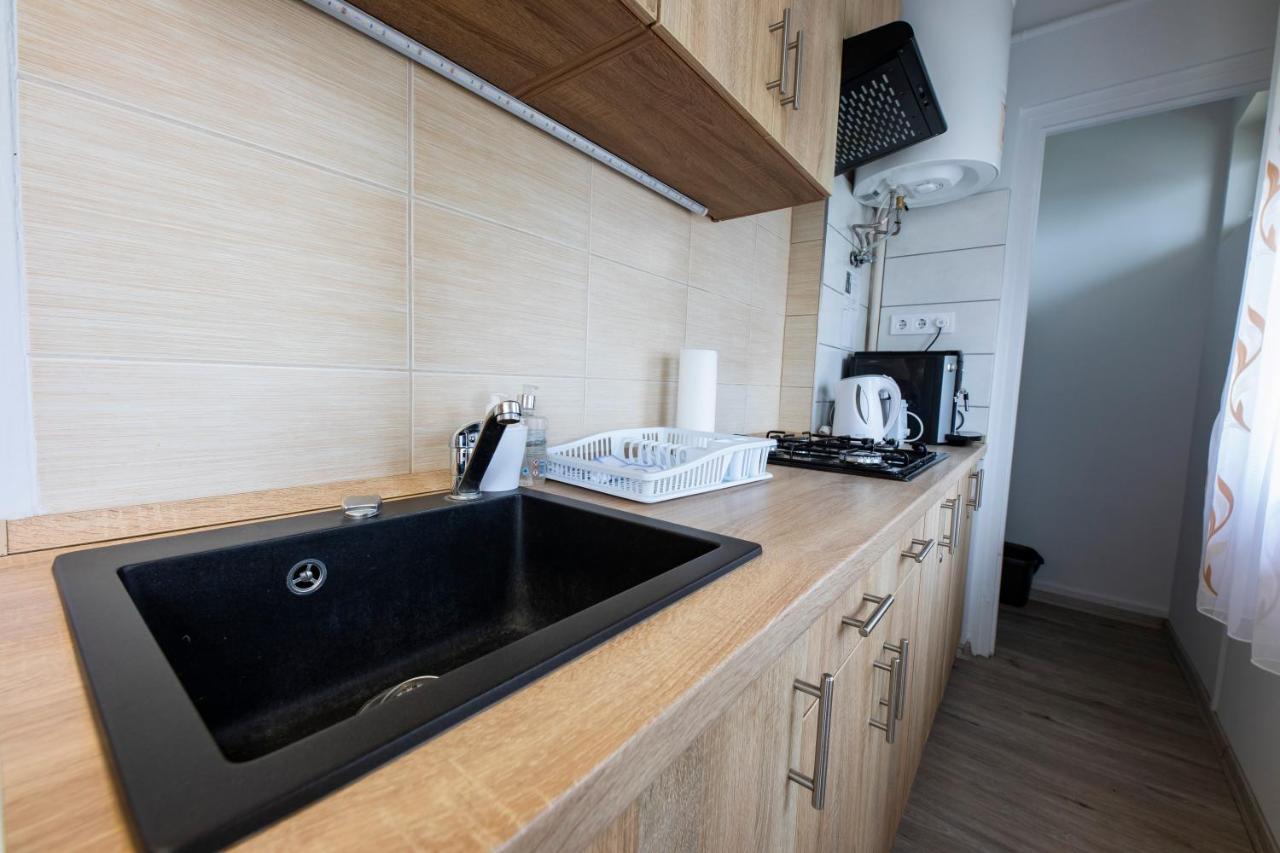 Csipke Apartman Makó Buitenkant foto